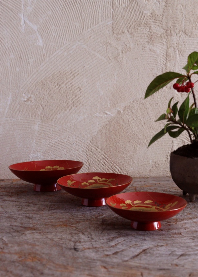 蒔絵三宝　漆皿　漆器　漆盆　酒器　お正月