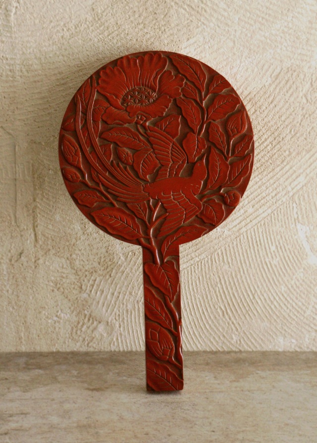 鎌倉彫手鏡　堆朱のような手鏡　花鳥図　手仕事　民藝　朱塗　手鏡