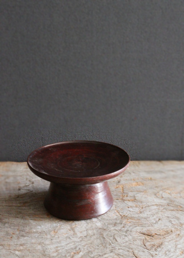 李朝　木台　祭器　高坏　菓子皿  木台　直径130ｍｍ
