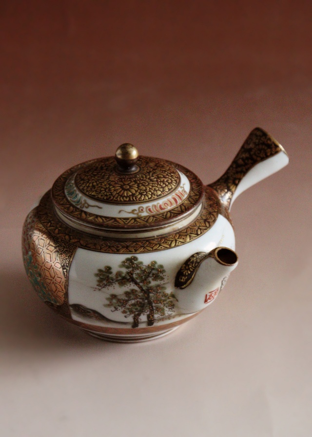 九谷煎茶セット　急須　湯冷まし　煎茶茶碗3客セット　煎茶道具　小鉢　向付　色絵　和食器