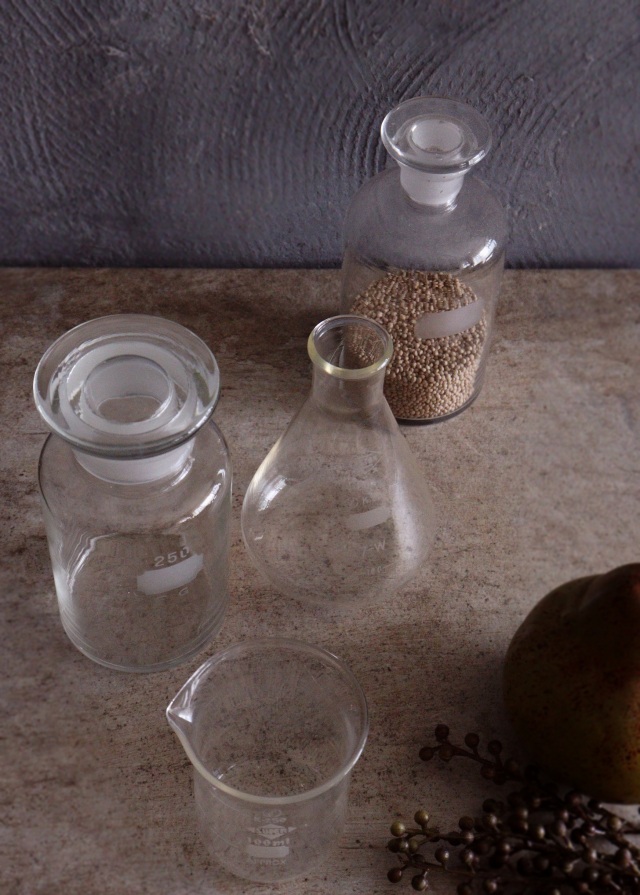 古いガラス瓶　三角フラスコ　ビーカー　ガラス瓶　古道具　透明ガラス　アンティーク　ガラスボトル　