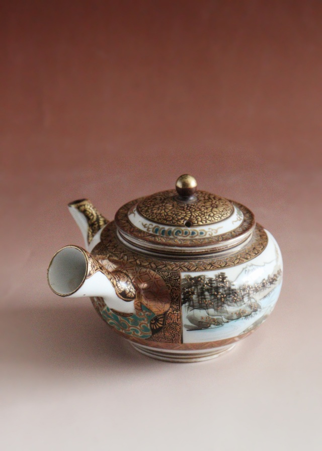 九谷煎茶セット　急須　湯冷まし　煎茶茶碗3客セット　煎茶道具　小鉢　向付　色絵　和食器