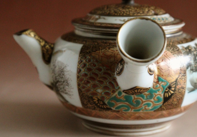 九谷煎茶セット　急須　湯冷まし　煎茶茶碗3客セット　煎茶道具　小鉢　向付　色絵　和食器