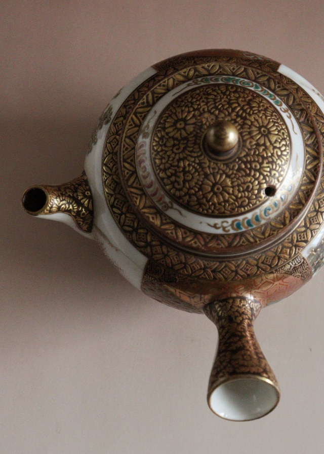 九谷煎茶セット　急須　湯冷まし　煎茶茶碗3客セット　煎茶道具　小鉢　向付　色絵　和食器