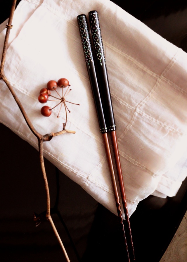 螺鈿火箸　火鉢周りのお道具　火箸　炭籠　火鉢　手あぶり　卓上火鉢　古道具　民藝　螺鈿