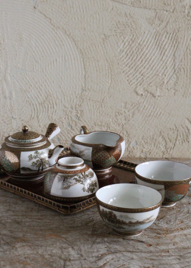 九谷煎茶セット　急須　湯冷まし　煎茶茶碗3客セット　煎茶道具　小鉢　向付　色絵　和食器