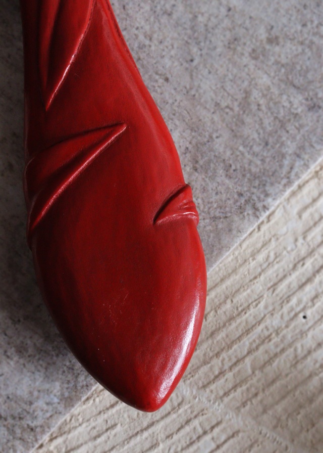 鎌倉彫手鏡　カサブランカ紋様　手仕事　民藝