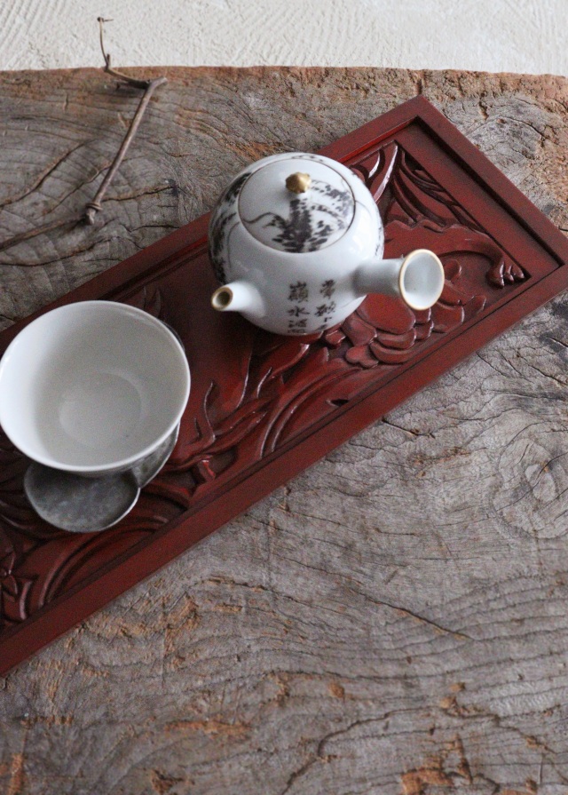 鎌倉彫　トレイ　ペン皿　煎茶盆　獅子牡丹紋　手仕事　民藝　盆