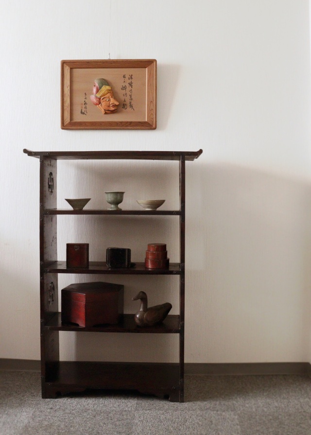 韓国家具　卓子　本棚　飾り棚　李朝スタイル　李朝 棚飾り