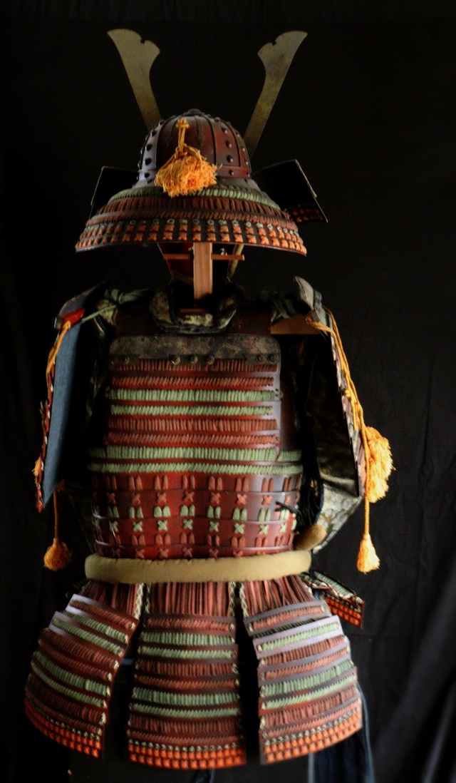 兜一式 等身大甲冑 色々威 大鎧 面頬 前立て 鎧兜 甲冑 武具 具足 武士  時代兜 将軍 　侘寂　samurai
