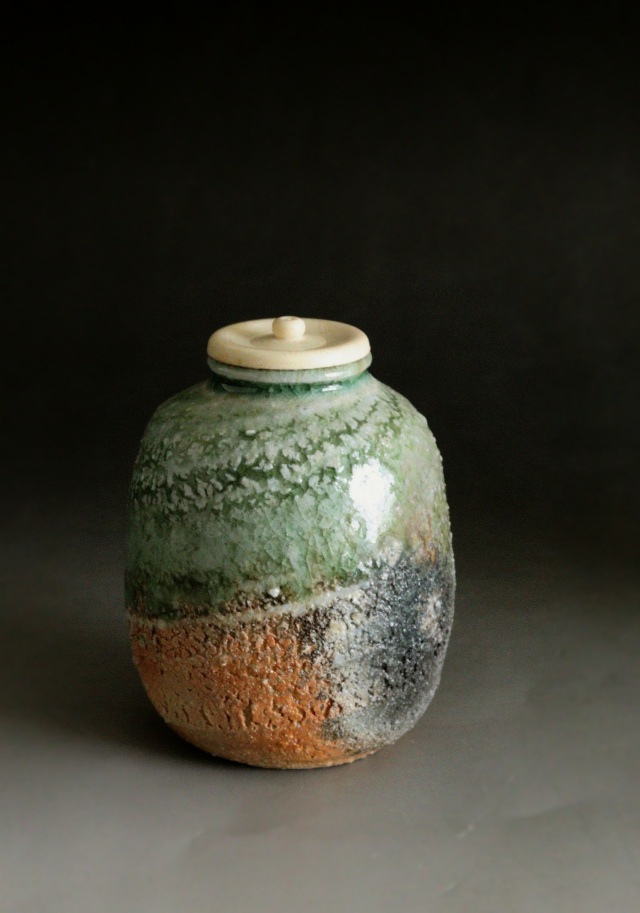 新歓嗣作　伊賀茶入　茶道具　茶器