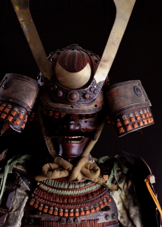 兜一式 等身大甲冑 色々威 大鎧 面頬 前立て 鎧兜 甲冑 武具 具足 武士  時代兜 将軍 　侘寂　samurai