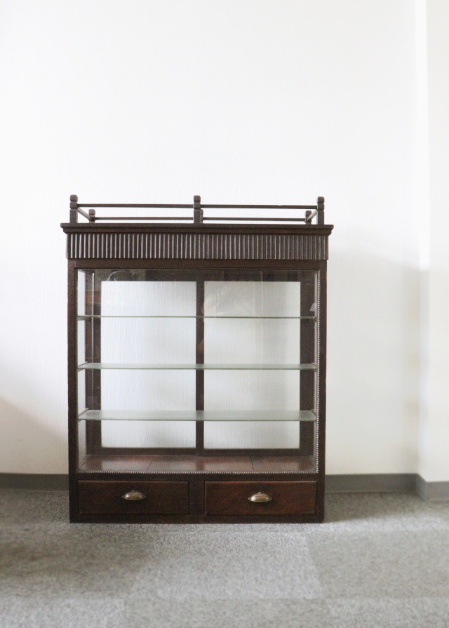 レトロガラスケース　ショーケース　コレクションケース　両面タイプ　ガラスケース　