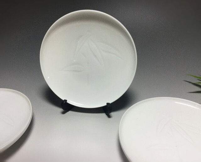 白磁笹紋小皿五枚組　奥川忠右衛門作
