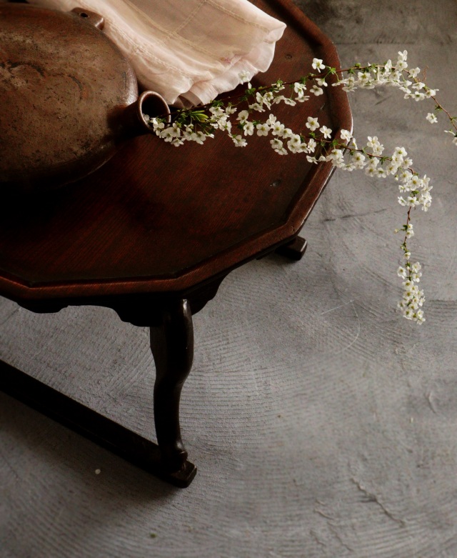 韓国ソバン(小盤) アンティーク調ミニテーブル　新品　李朝 李朝時代 小盤 「ソバン」 - ANTIQUE SAKURA