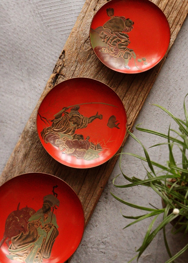 高蒔絵三つ組盃　三宝　漆皿　漆器　漆盆　酒器　お正月　恵比寿大黒　寿老人