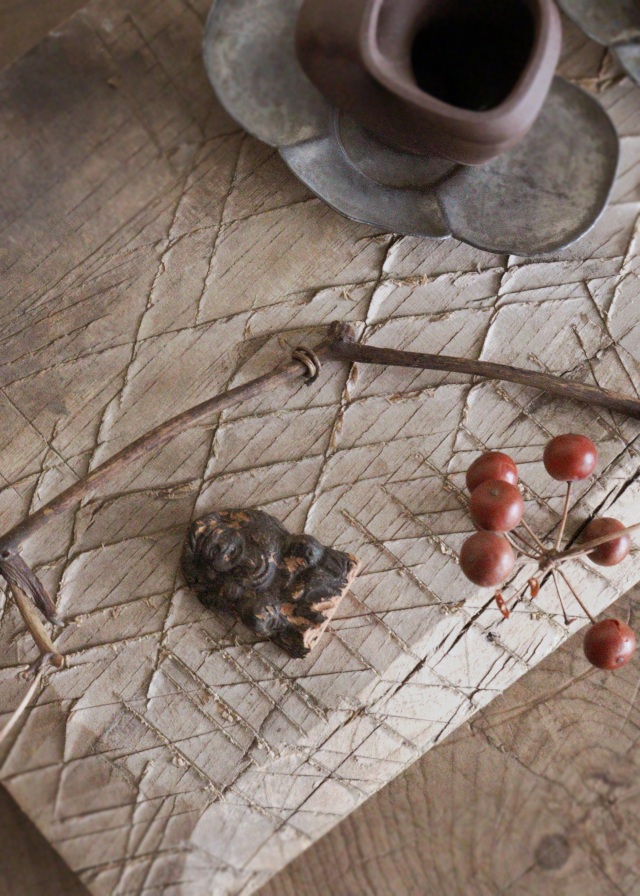 豆仏 小さな恵比寿像 陶器 陶板 福神様 茶通置きAntique Sam's Collection