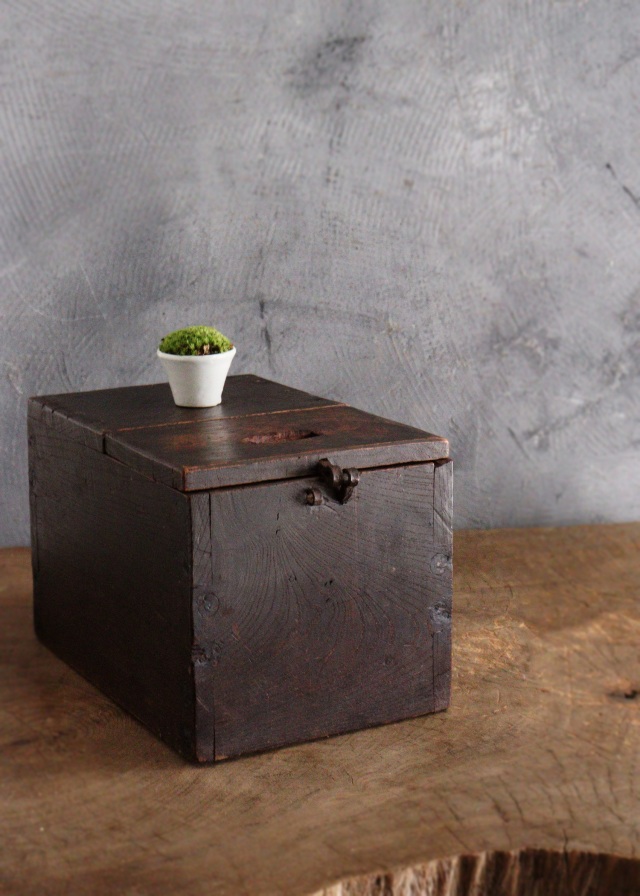 小さな時代銭箱　銭函　豆銭箱　小箱　時代小箱　アンティーク小箱