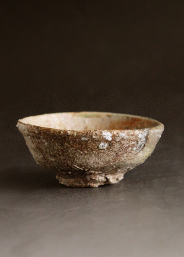 谷本貴作　伊賀ぐいのみ　酒器　ぐいのみ　伊賀焼　酒盃　皿