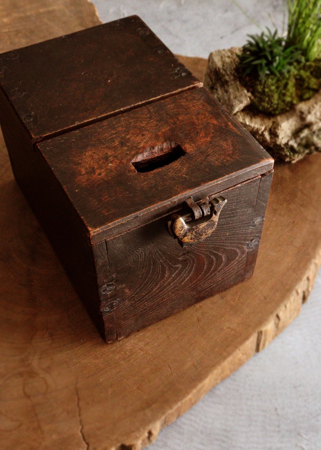 小さな時代銭箱 銭函 豆銭箱 小箱 時代小箱 アンティーク小箱 Antique