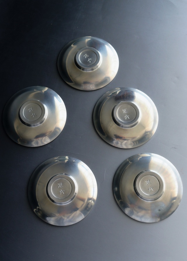 純錫圓式茶托　5枚組　秦蔵六作　四君子霊芝　茶器　茶托　煎茶道具　煎茶器　茶托