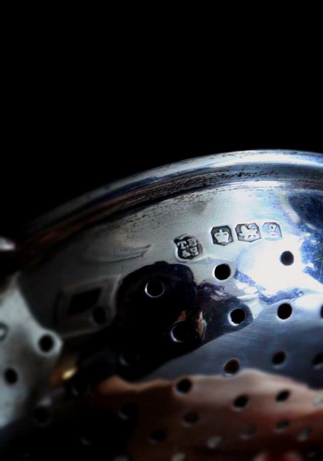 ティーストレーナー　1924年　イギリス　シェフィールド　トーマス.ブラッドベリー＆Ｓ社