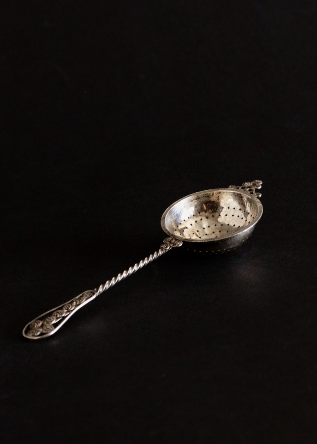 ティーストレーナー　アンティーク　Silver Plated　銀メッキ