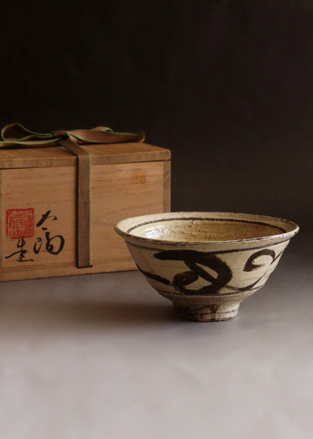 鶏龍山刷毛目　青葉太陽作　茶道具  刷毛目　鉄絵　鶏龍山　李朝茶碗　