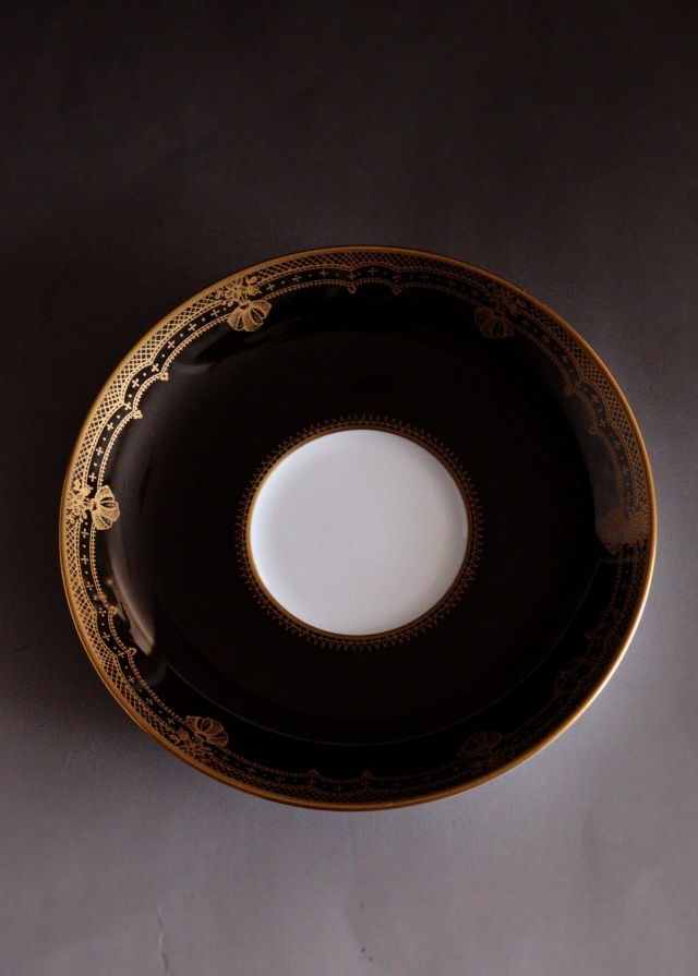 大倉陶園　黒蒔金彩レース　カップ&ソーサー　1客