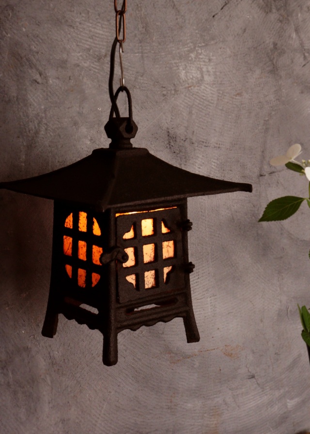 鉄灯篭　灯籠　燈篭　灯もの　和風照明　照明　古道具　民具