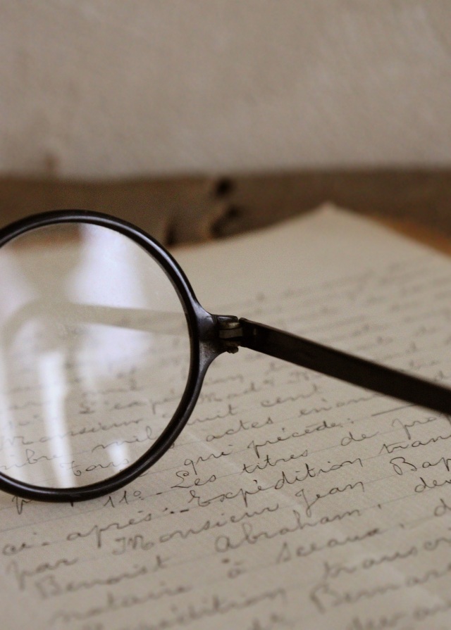 セルロイドの眼鏡　黒縁眼鏡　おしゃれ眼鏡　めがね