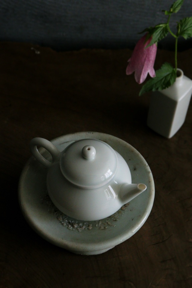 景徳鎮白磁茶壷　 抱翁堂 白磁急須　小急須　茶器　中国茶　煎茶器　急須　茶注　茶壷　白磁器