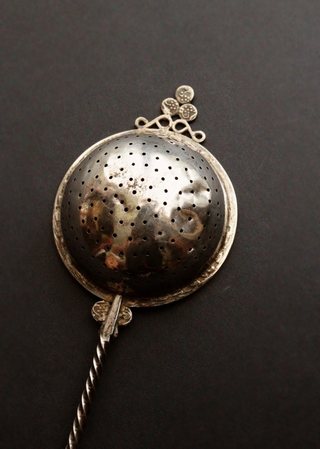 ティーストレーナー　アンティーク　Silver Plated　銀メッキ