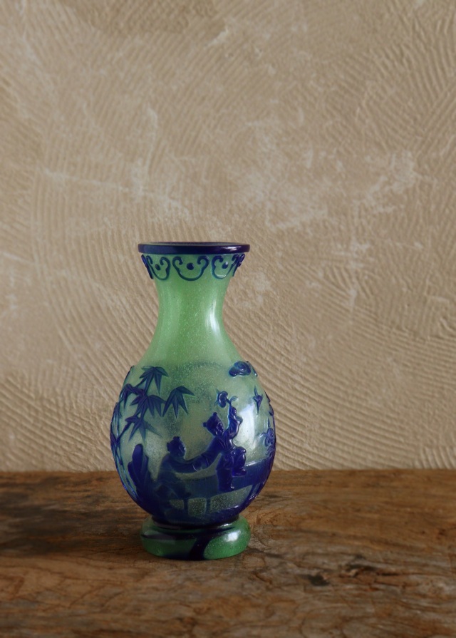 乾隆ガラス　唐子楼閣図花瓶　花器　ガラス瓶　飾瓶