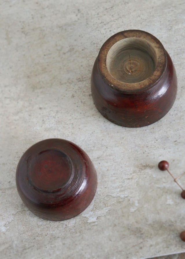 李朝　木台　祭器　高坏　菓子皿  木台　急須台　茶碗　茶器　木椀　木盃