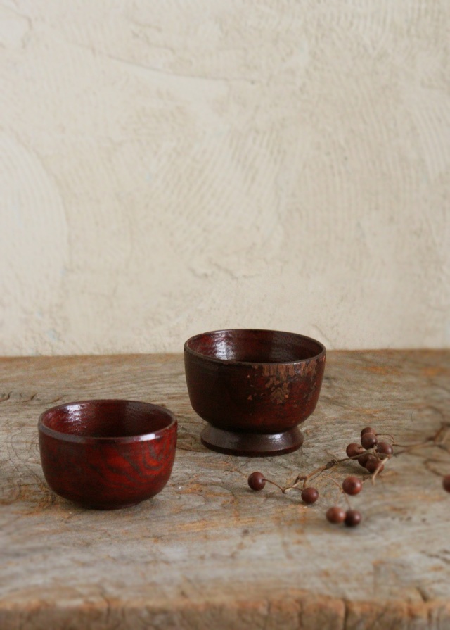 李朝　木台　祭器　高坏　菓子皿  木台　急須台　茶碗　茶器　木椀　木盃
