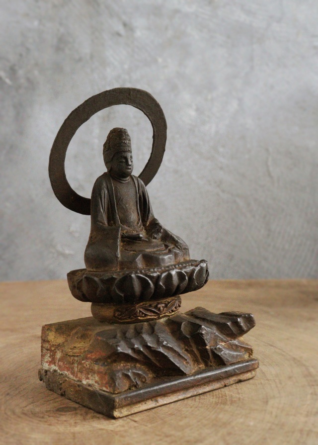 坐像菩薩　厨子　小仏 仏像 時代仏 　骨董　仏教美術　古仏　木彫仏