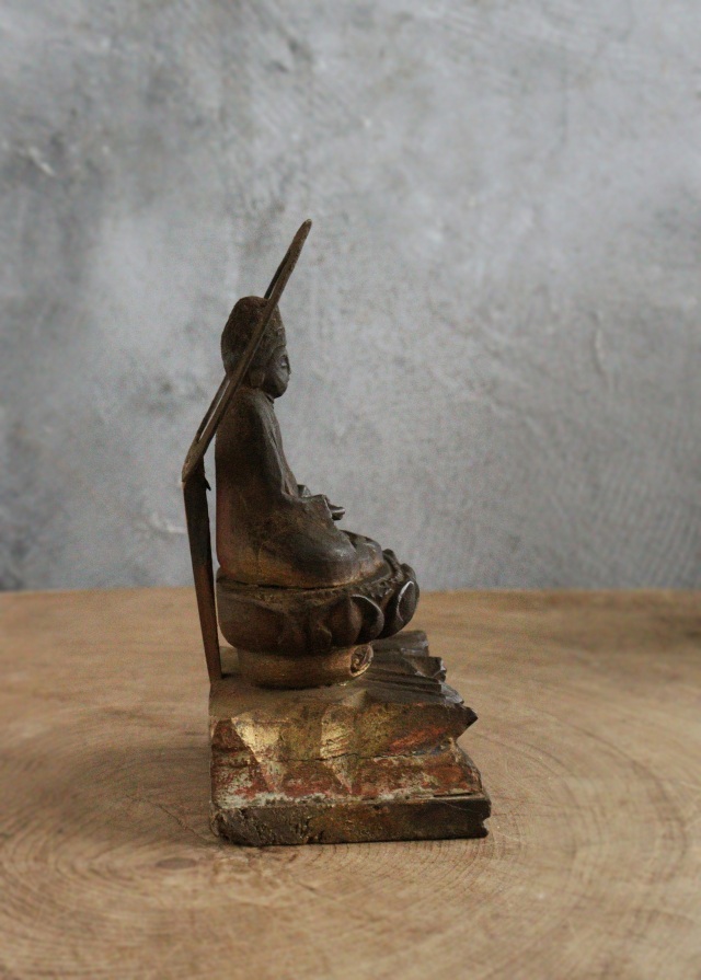 坐像菩薩　厨子　小仏 仏像 時代仏 　骨董　仏教美術　古仏　木彫仏