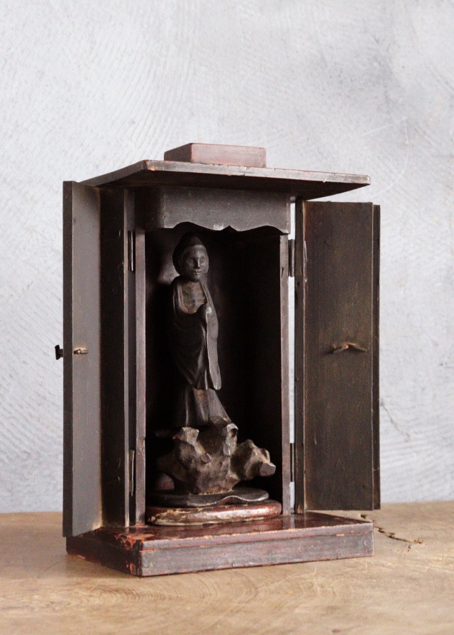 山出釈迦像 厨子 小仏 仏像 時代仏 骨董 仏教美術 古仏 木彫仏