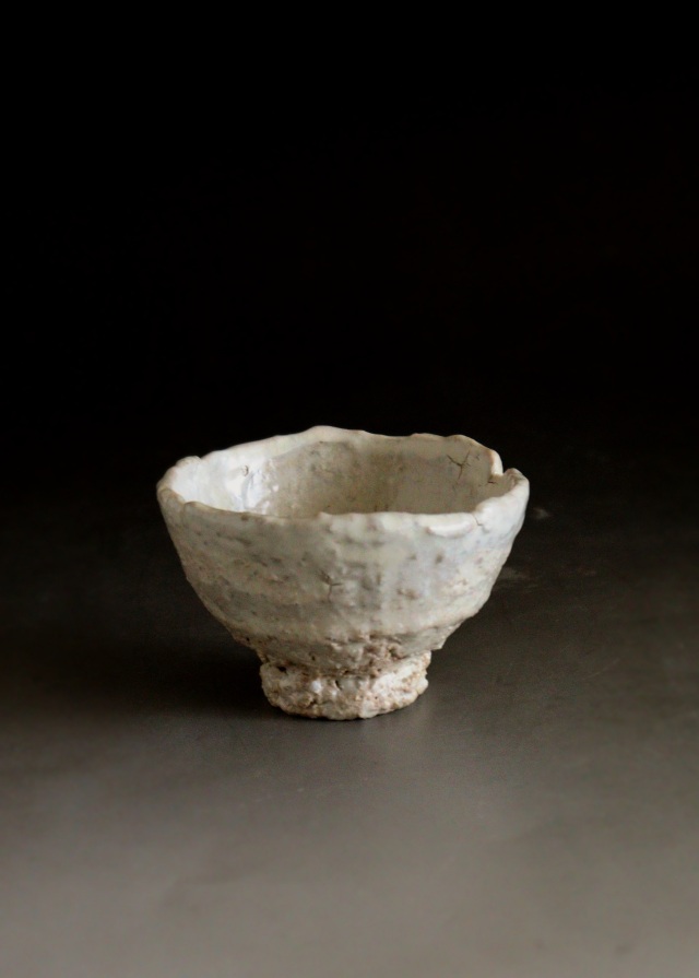 松谷文生作　萩　酒盃　酒器　ぐいのみ　萩焼　酒盃　粉引