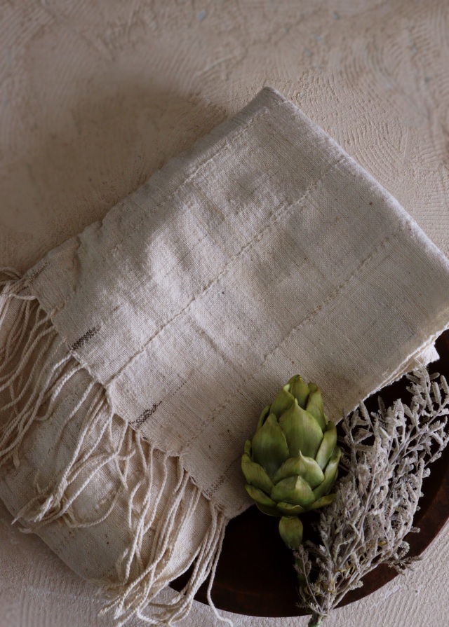 アフリカ布　ブルキナファソ　生成　手アフリカンファブリック　手織りショール　インテリア　フットスロー