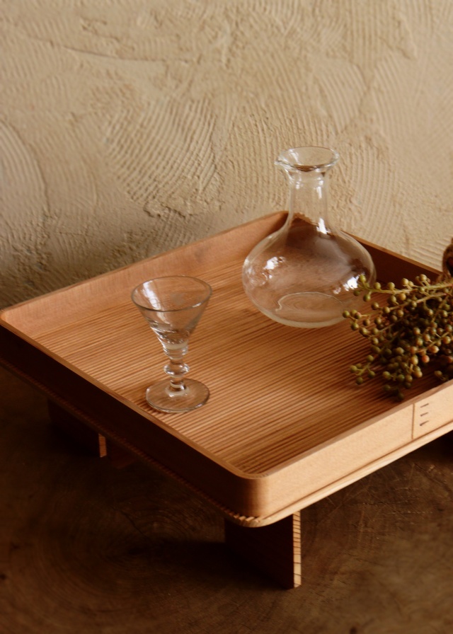 ゆらゆらガラスの徳利　酒器　ガラス器　デキャンタ　一輪挿し