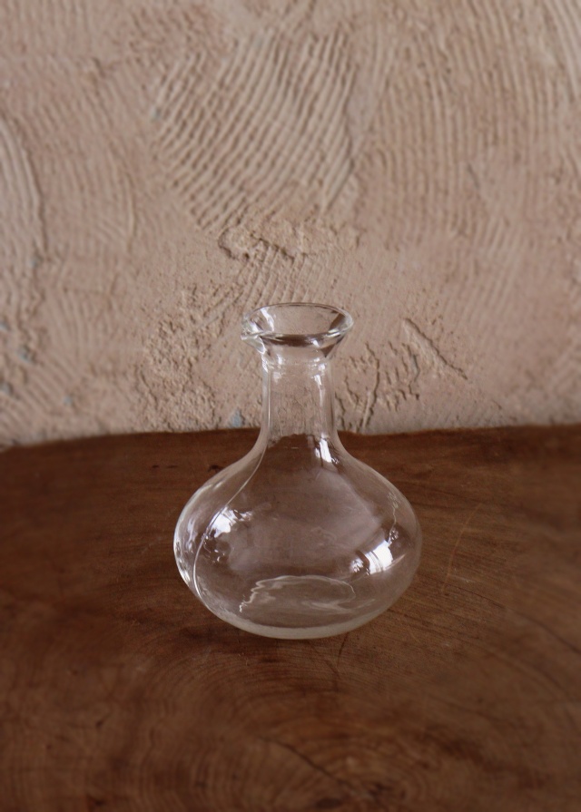 ゆらゆらガラスの徳利　酒器　ガラス器　デキャンタ　一輪挿し