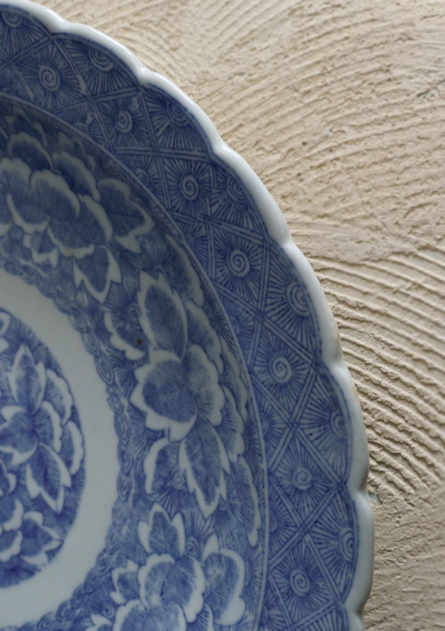 印判染付大皿　　A41ｃｍ　B40ｃｍ　　大皿　オードブル皿　飾り皿　特大