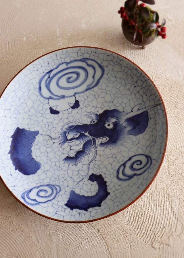 染付氷裂雲龍紋大皿　　直径34.5ｃｍ　　大皿　飾り皿　