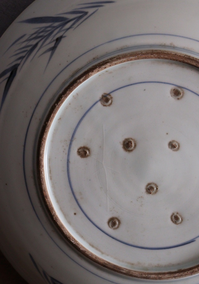 染付氷裂雲龍紋大皿　　直径34.5ｃｍ　　大皿　飾り皿　