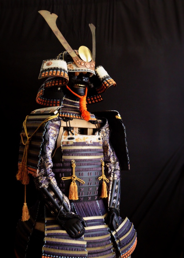 兜一式 等身大甲冑 色々威 大鎧 面頬 前立て 鎧兜 甲冑 時代兜 将軍  侘寂　samurai