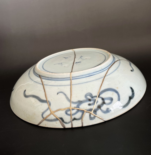 染付皿　馬図　プラチナ繕い有り