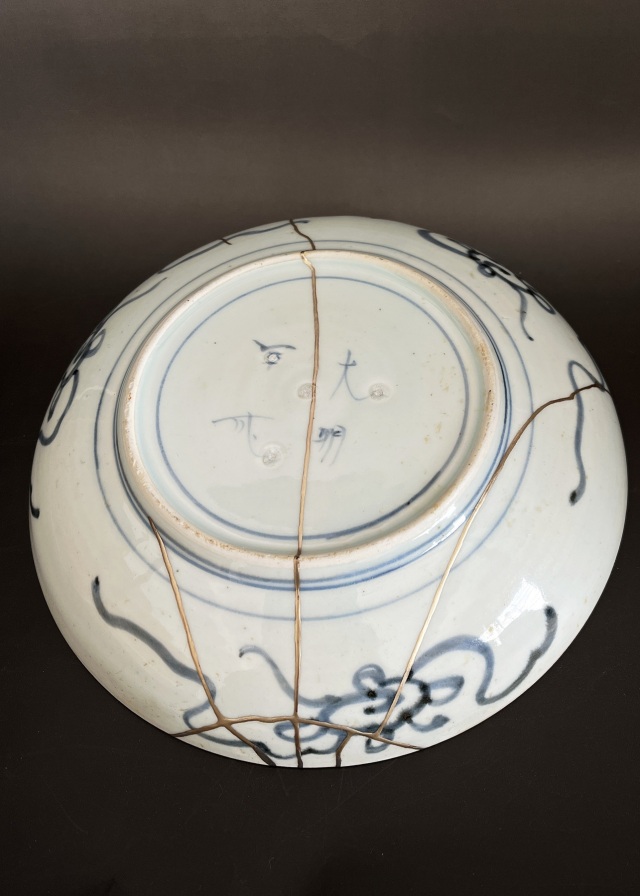 染付皿　馬図　プラチナ繕い有り
