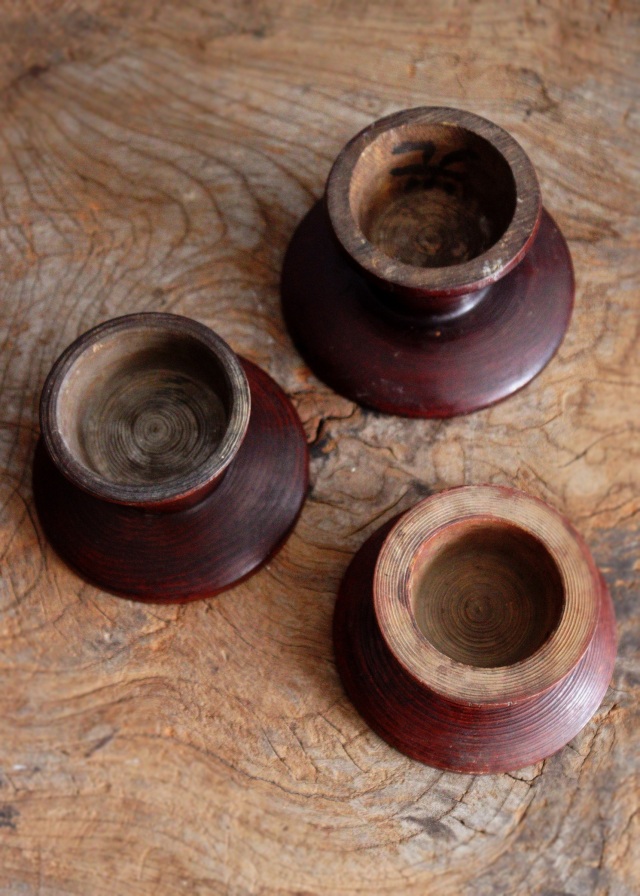 李朝　木台　祭器　高坏　菓子皿  木台 三組セット　直径120ｍｍと110ｍｍと105ｍｍ